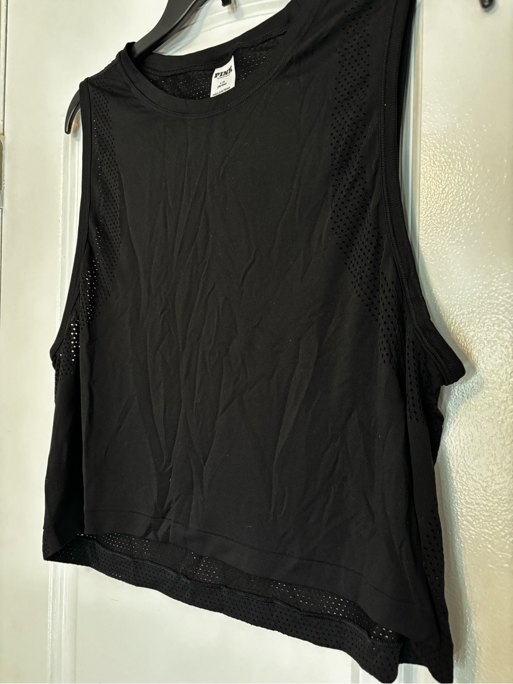 PINK Victoria's Secret Black Performance Mesh Cropped Tank Top Large
